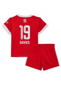 Bayern Munich Alphonso Davies #19 Babyklær Hjemme Fotballdrakt til barn 2022-23 Korte ermer (+ Korte bukser)